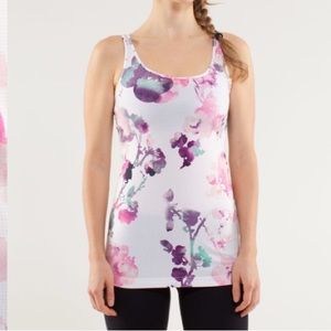 Lululemon tank top
